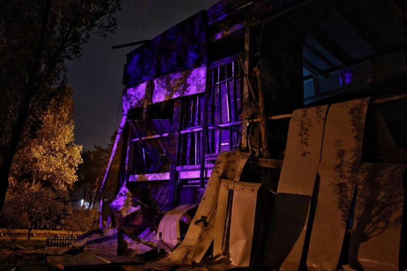 У Києві внаслідок атаки постраждали освітні заклади