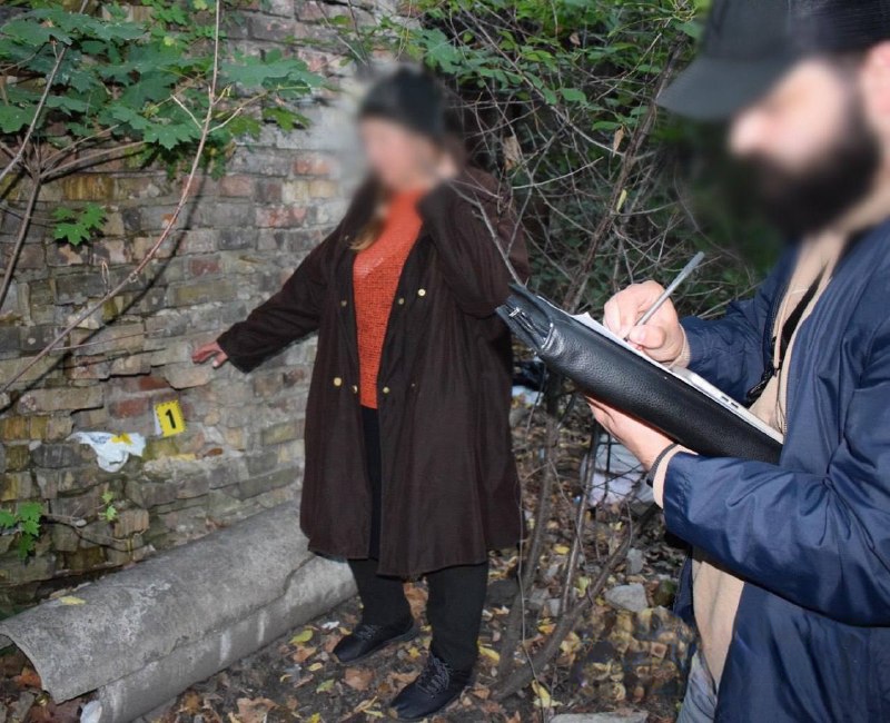 У Києві жінка вдарила співмешканця ножем, намагалася приховати злочин