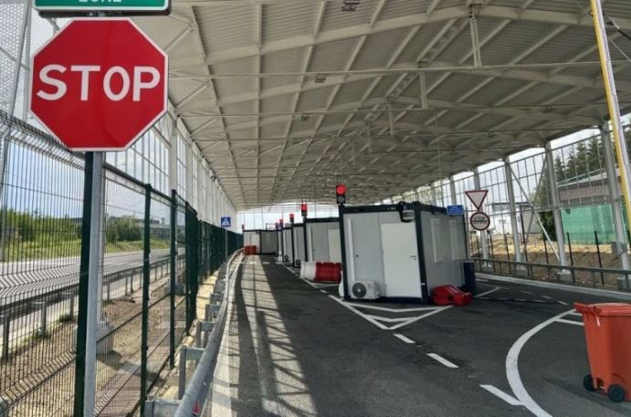 На кордоні з Польщею утворилися затори через повітряні тривоги