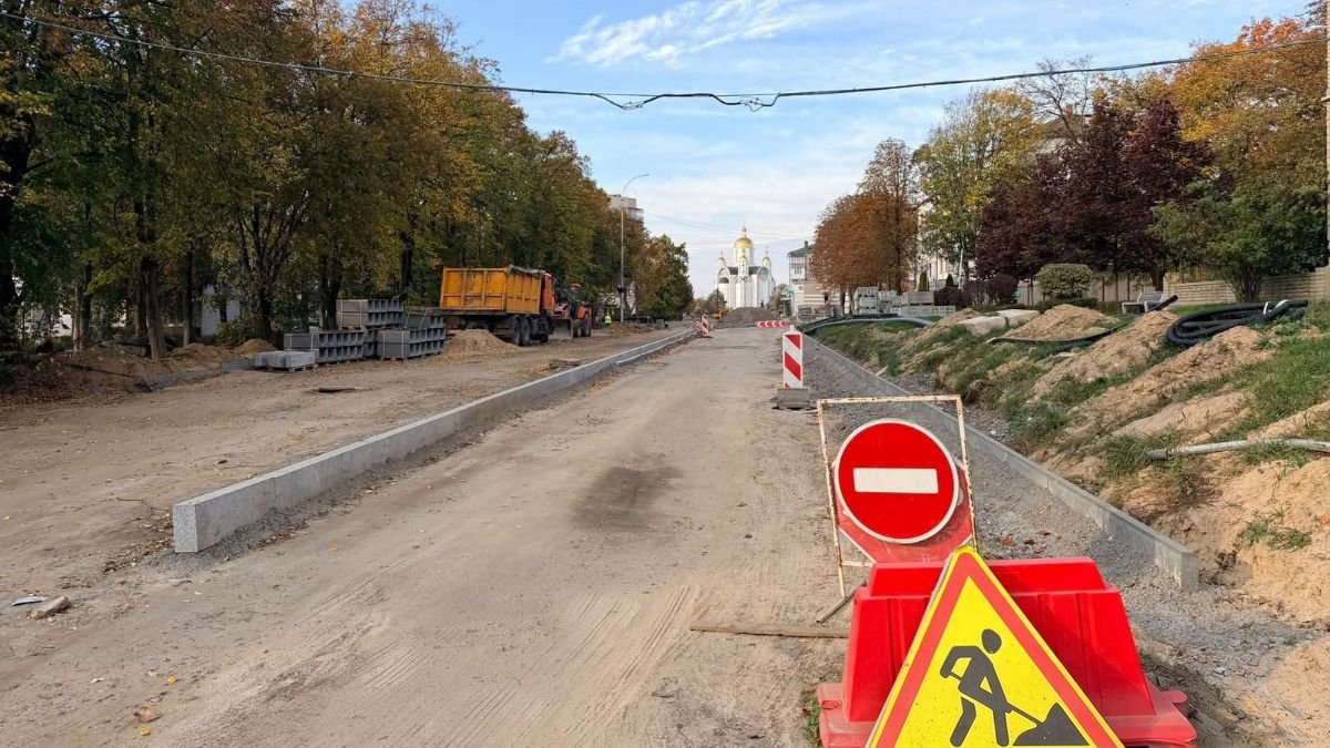 Буча: міськрада погрожує розірвати договір із підрядником реконструкції вулиці Енергетиків